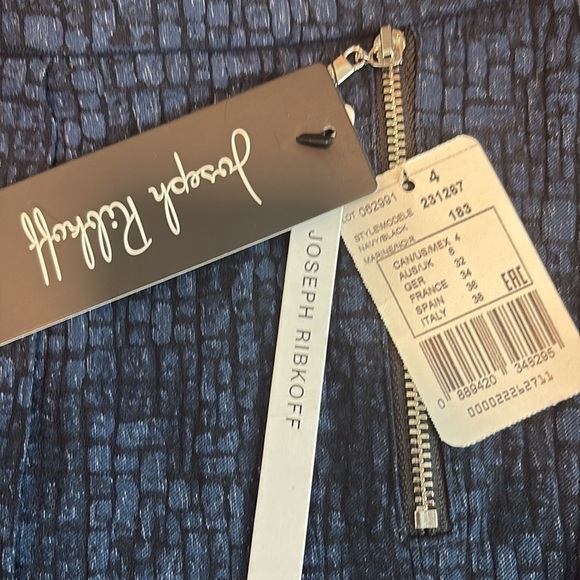 Josef Ribkoff Crop Pant With Zip Accents, 2 Back Pockets, Stretch Waist, Sz4 - Picture 2 of 8